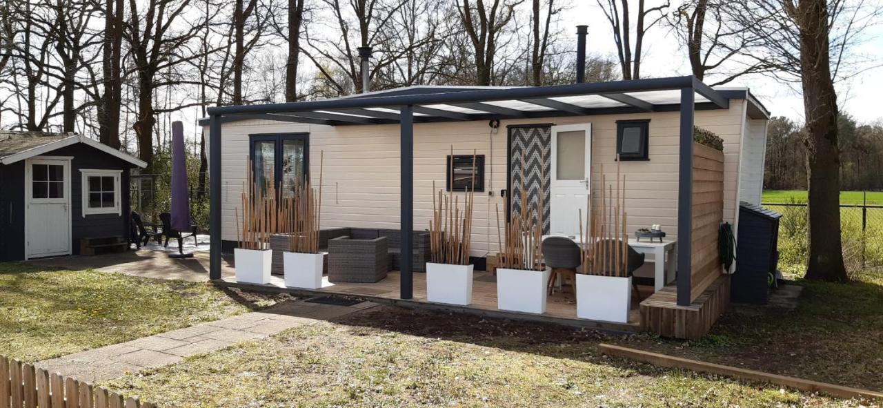 Chalet Heische Tip In Zeeland, Noord-Brabant Voor Max 3 Volwassenen En 2 Kinderen Hotel ภายนอก รูปภาพ